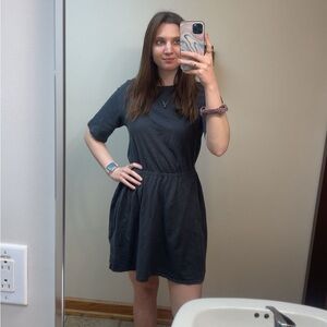 Old Navy Black Short Sleeve Elastic Waist Defined Fit & Flare Mini Dress M